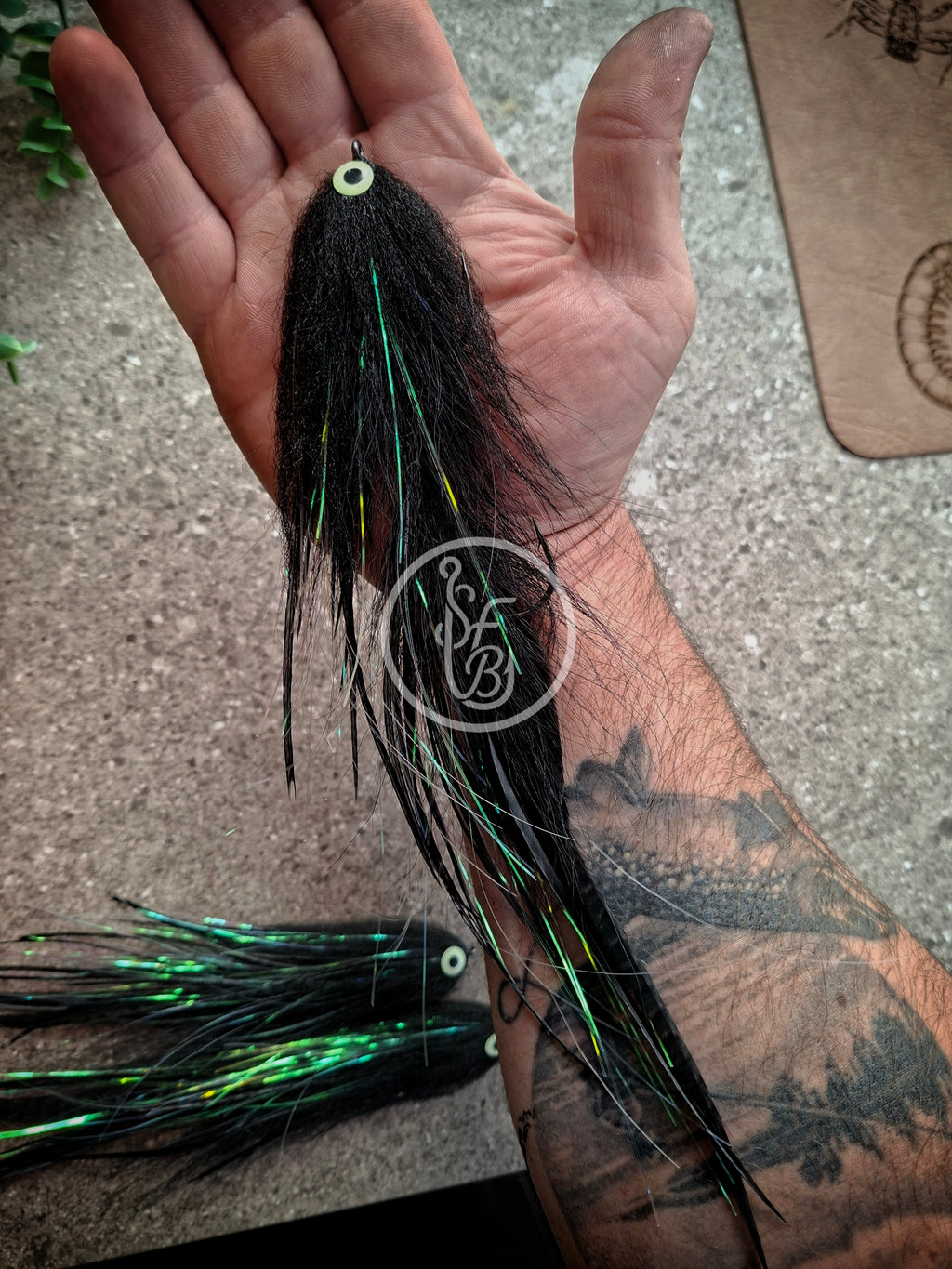 Articulated black pike streamer 9" 6/0